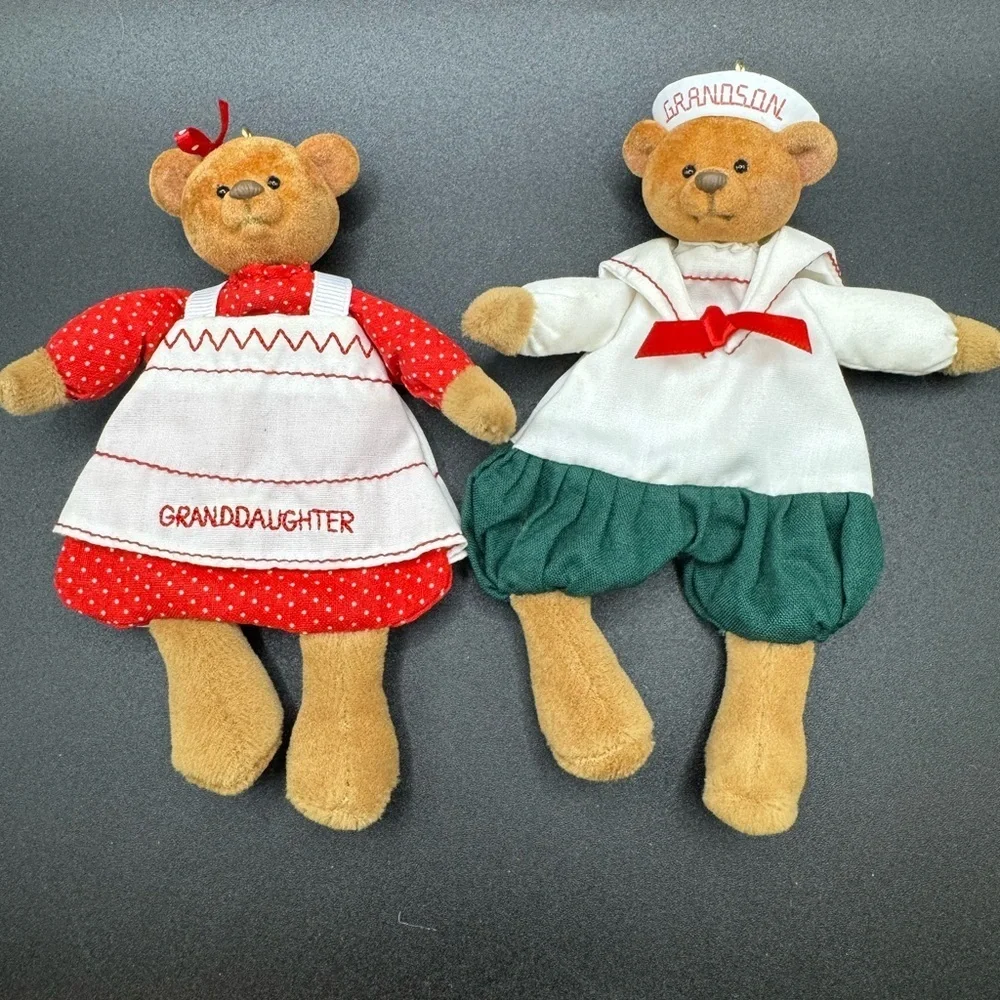2002 Hallmark Keepsake Christmas Ornament - GRANDDAUGHTER / Grandson Set Of 2